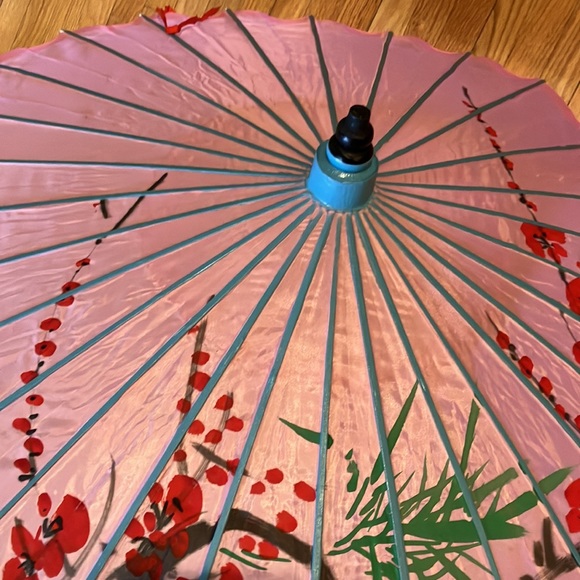 Chinese Parasol - Picture 3 of 8